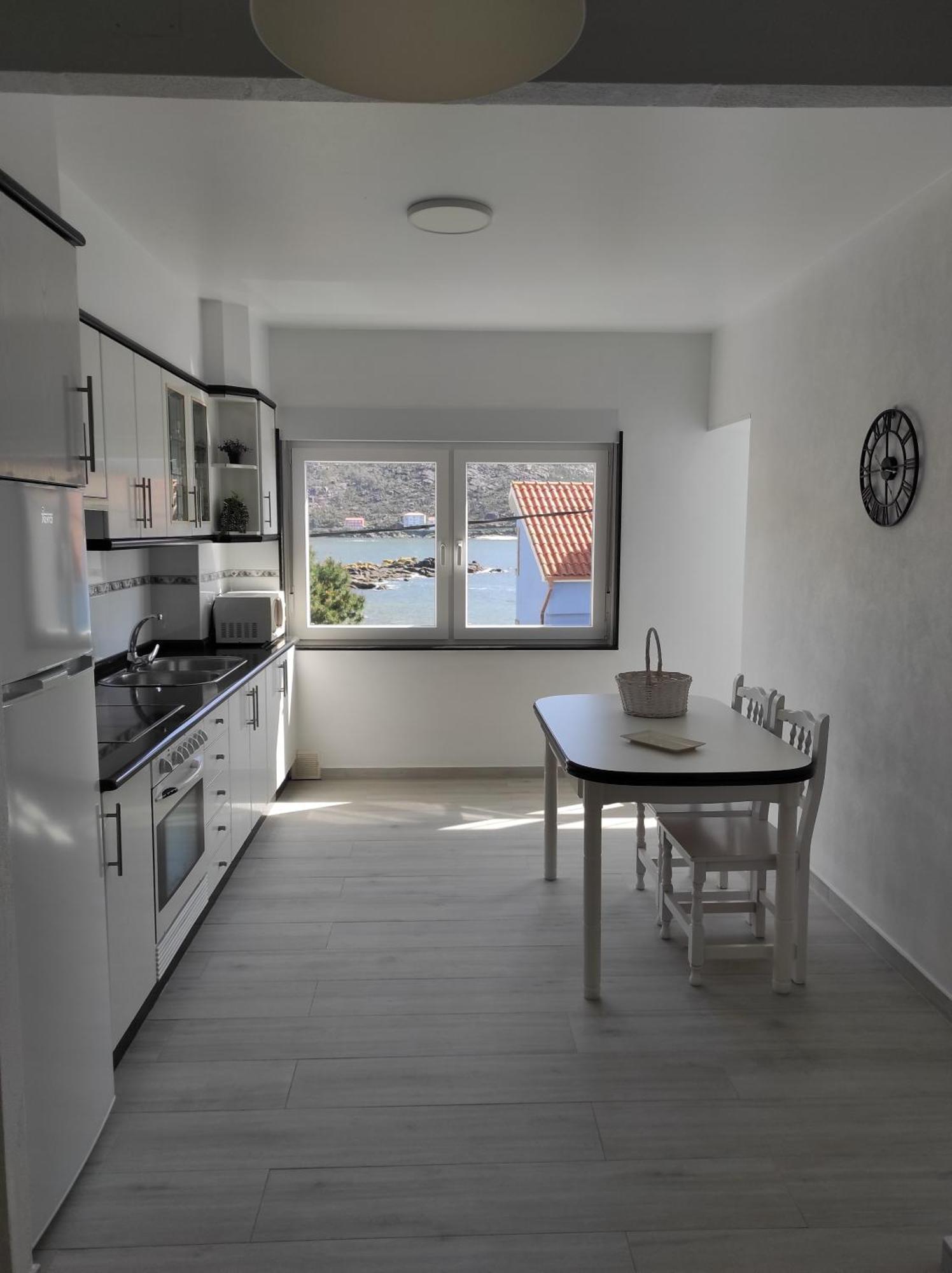 Apartamento Area Pequena Ézaro Esterno foto